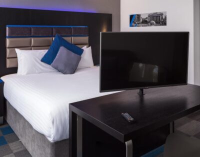 Roomzzz Aparthotel -Nottingham – Family Grande Studio